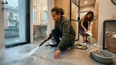 Pulitore a vapore: come funziona davvero e quando conviene rispetto all’aspirapolvere